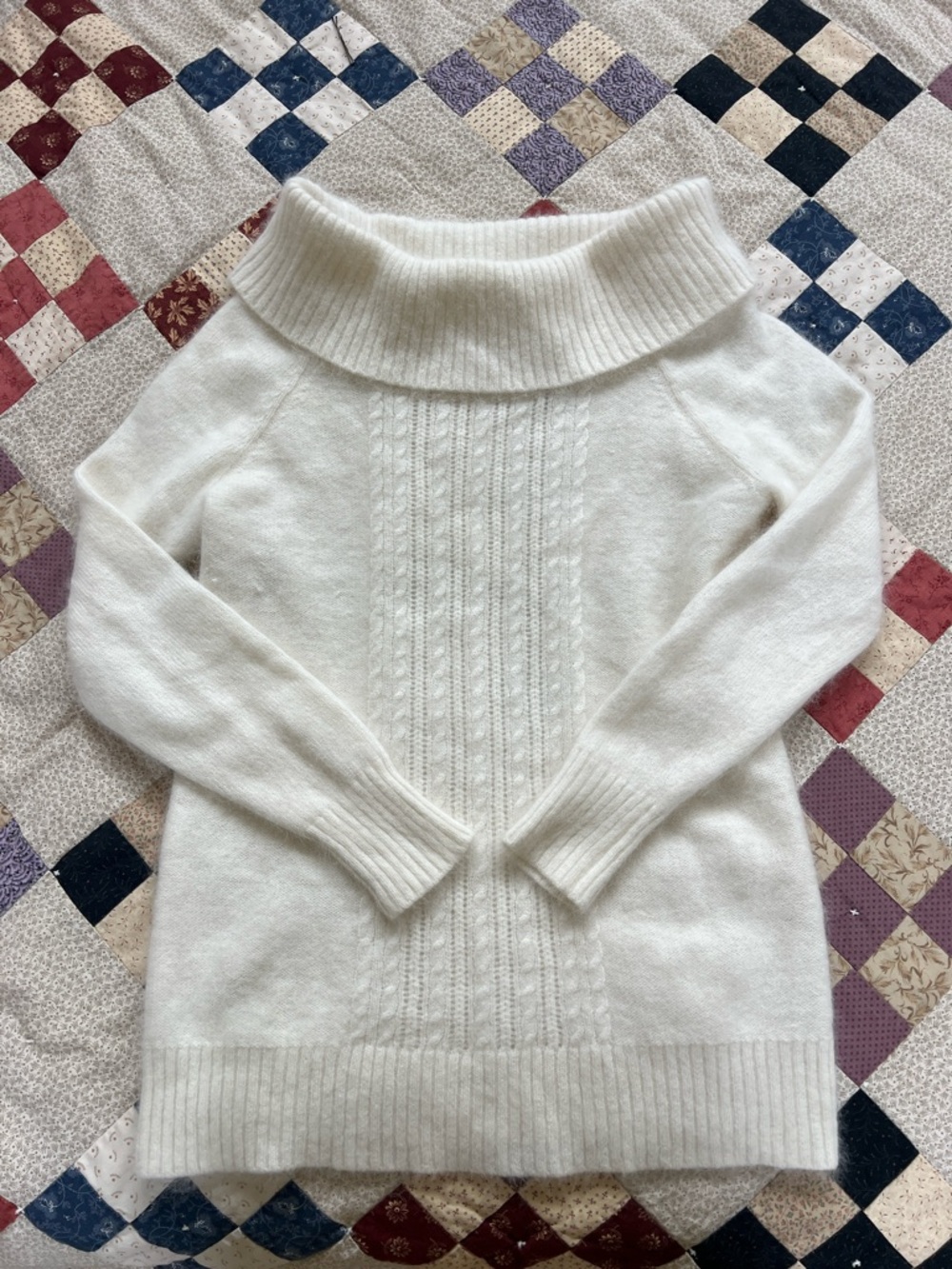 MODA International Like New Rabbit Hair Cowl Cream Sweater